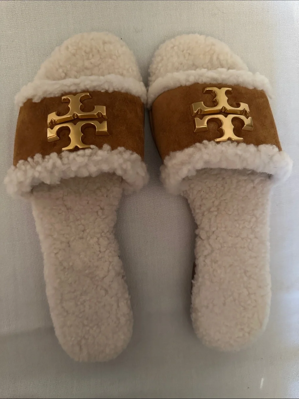 Tory Burch Everly Slide-Natural Chestnut Suede/Shearling Slide with Gold Logo